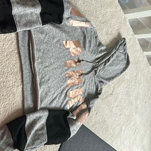 VS PINK rose gold lettered crop with black mesh